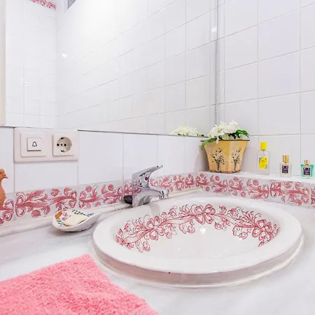 Дом отдыха Luxurious Home In Marbella