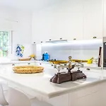 Luxurious Home In Marbella Nyaraló