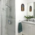 Luxurious Home In Marbella Nyaraló *