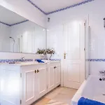 Luxurious Home In Marbella Casa de Férias *