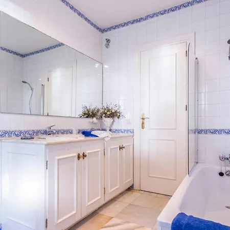 Luxurious In Σπίτι διακοπών *
